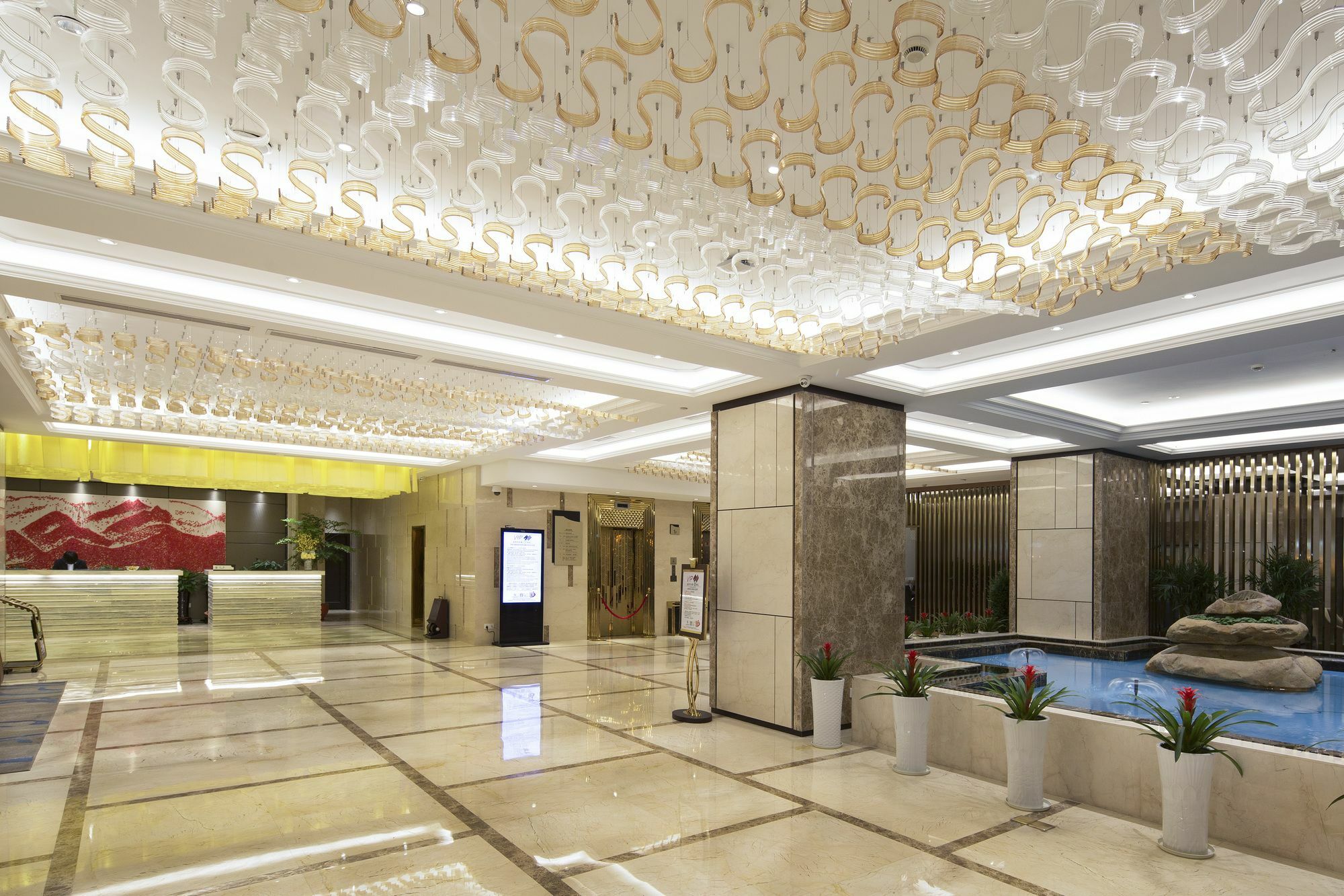 Yiwu Zhong Lian Kai Xin Hotel Extérieur photo